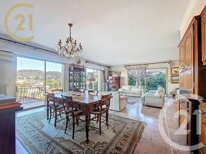 Maison à vendre - 6 pièces - 149 76 m2 - Le Cannet - 06 - PROVENCE-ALPES-COTE-D-AZUR
