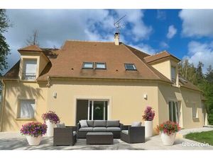 Maison à vendre à Feucherolles / Ste Gemme (78810) - 259 m²