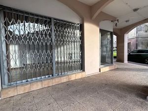 Vente locaux professionnels 33 m² à Chaumont (52000)  38 600 €