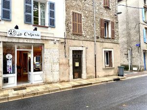 Vente locaux professionnels à Flassans-sur-Issole (83340)  50 000 €