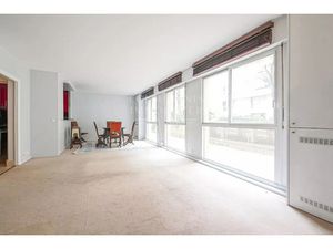 Vente locaux professionnels 4 pièces 105.4 m² à Paris 7ème (75007)  1 081 000 €