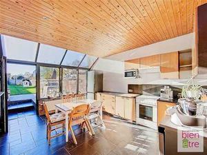 Splendide maison lumineuse avec parkings