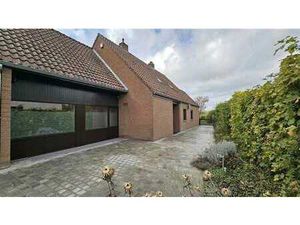 Jolie villa dans une voie sans issue