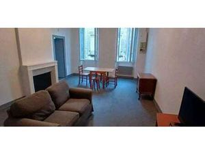 Location Appartement 2 pièces à Pauillac (33250) : à louer 2 pièces / 52m² Pauillac