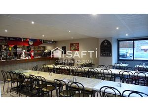 Vente locaux professionnels 217 m² à Pleslin-Trigavou (22490)  176 000 €