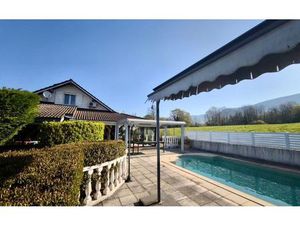 Maison Montcel m² T-5 à vendre  570 000 €