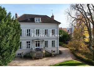 Vente hôtel particulier 14 pièces 306 m² à Chateau-thierry (02400)  590 000 €