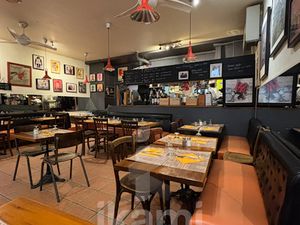 Vente locaux professionnels 70 m² à Bordeaux (33000)  422 000 €