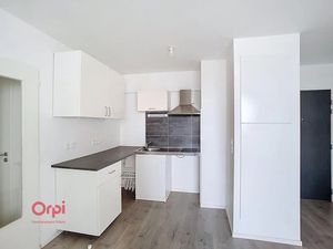 Location appartement 2 pièces 39 m² à Nantes (44000)  673 €