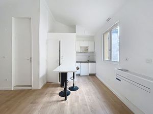 REIMS - SAINT ANNE- RUE DE LOUVOIS