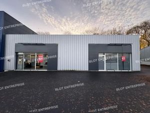 A LOUER - LOCAL D'ACTIVITES - 165 m²- GOUESNOU