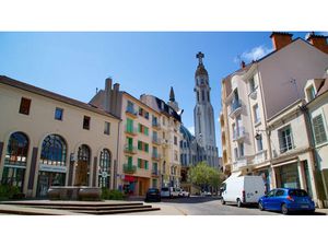 Location locaux professionnels 2 pièces 50 m² à Vichy (03200)  650 €