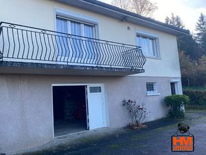 A VENDRE 92 000 Euros  Exclusivité a ST MARTIN STE CATHERINE MAISON 5 pièces sur sous sol.