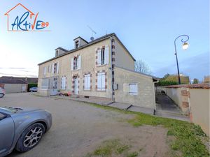 Immeuble sur la commune d'Hery 332 m2 composé de 8 logements actuellement loués.