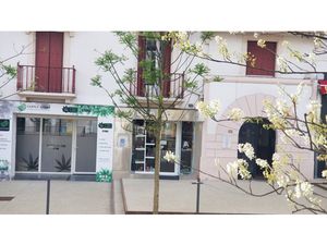 Murs commerciaux centre-ville à vendre