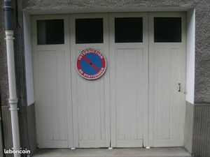 GARAGE DE 22m2 avec LUMIÈRE à TOURS CENTRE