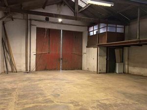 Location hangar 140 m2