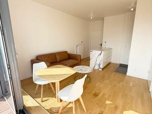 2 pièces 38 m² + balcon 9 m² Meudon-la-Forêt
