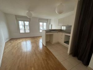 Location appartement 2 pièces 41.48 m² à Le Plessis-Robinson (92350)  1 045 €