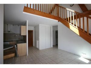 Location appartement 4 pièces 64.6 m² à Pringy (74370)  1 010 €