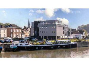 VIVEZ LA LIBERTE A BORD D'UNE PENICHE UNIQUE !