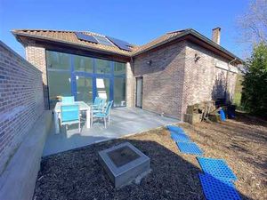 CENTRE DE REMISE EN FORME / BUREAUX/ CENTRE MEDICAL / GROS P