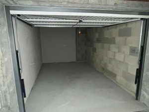 Garage/Stationnement à louer