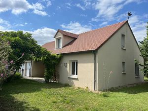 Location meublée maison 5 pièces 116 m² à Chatellerault (86100)  912 €