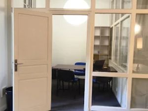 Location locaux professionnels 8 m² à Paris 6ème (75006)  590 €