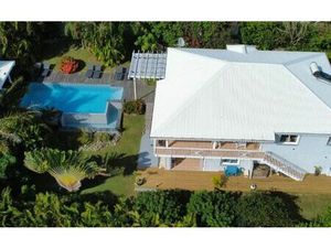 Maison Sainte-Anne 141 m² T-4 à vendre  990 000 €