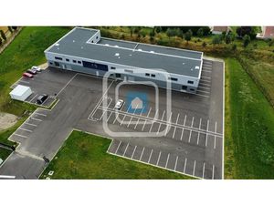 Location locaux professionnels 774.28 m² à Sainte-Savine (10300)  3 250 €