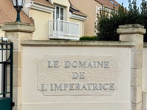 A vendre Rueil-Malmaison – Quartier Buzenval - Maison familiale 190m²  5 chambres dans un 