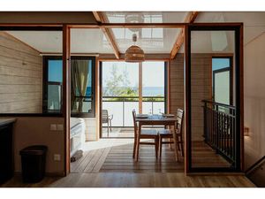 ENSEMBLE DE 7 LOCATIONS SAISONNIERES SUR LE LITTORAL OUEST