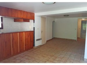 T3 / 49m² / Villeneuve-Triage (RER D)