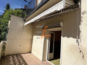 Maison de ville T4 avec terrain  terrasse et garage