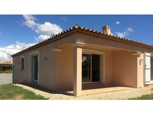 Maison 5 pièces 3 chambres  avec garage dans le village...