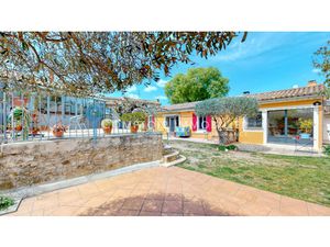 Maison de village 4pièce(s) 3chambre(s) 101 29 m² Parignargues (30730)