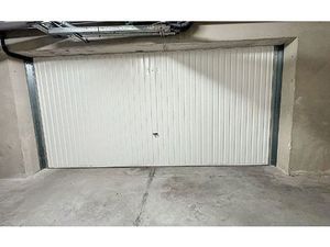 Location stationnement  40.9 m² T- à Valence  150 €