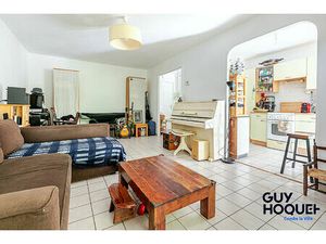 À vendre : 2 pièces à COMBS LA VILLE - TERRASSE 30m²