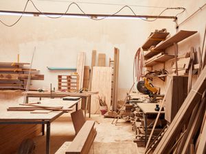 Locaux professionnels dans zone artisanale