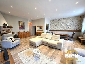 MAISON DE VILLE AVEC GRAND GARAGE