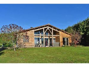 Maison La Chapelle Aubareil 5 pièce(s) 142 m2