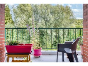 Appartement T2 de 41 7 m² situé à La Rivière-Saint-Sauveur