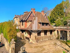 Maison de caractère à rénover - Centre historique de La Celle Saint-Cloud