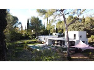 Nîmes - Prox. Centre ville