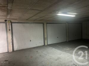 Parking à louer - 12 m2 - St Maur Des Fosses - 94 - ILE-DE-FRANCE