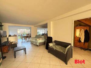 Location Maison à Vern-sur-Seiche (35770) : à louer / 163m² Vern-sur-Seiche