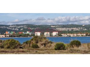 Vente chalet 5 pièces 100 m² à Gruissan (11430)  388 500 €