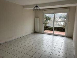 T3 RC + Garage - LOCATION APPARTEMENT VILLEFRANCHE DE ROUERGUE