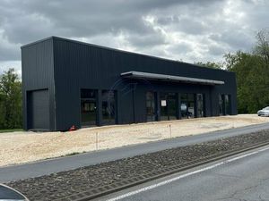 LOCAL COMMERCIAL à vendre